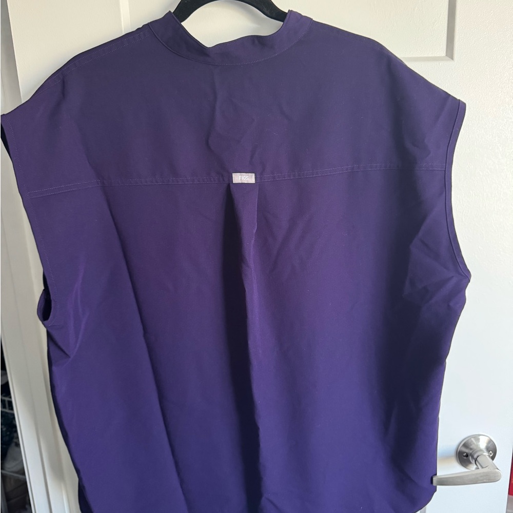 FIGS Scrubs Set Purple XL Top & XL Jogger Pants Technical Collection - Picture 3 of 8